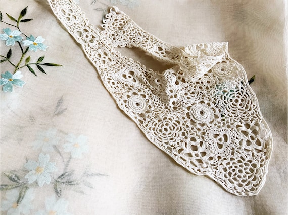 ANTIQUE Victorian Irish Crochet Linen Lace Collar… - image 3