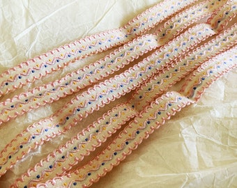 Pretty Vintage Ribbon Trim - Craft Dolls Haberdashery