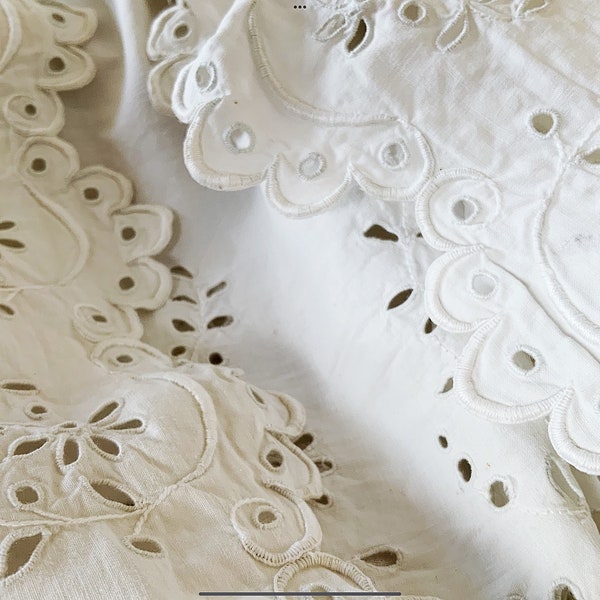 Hand Embroidered Anglaise Lace - Heavily Embroidered Scallops & Accents - Eyelets