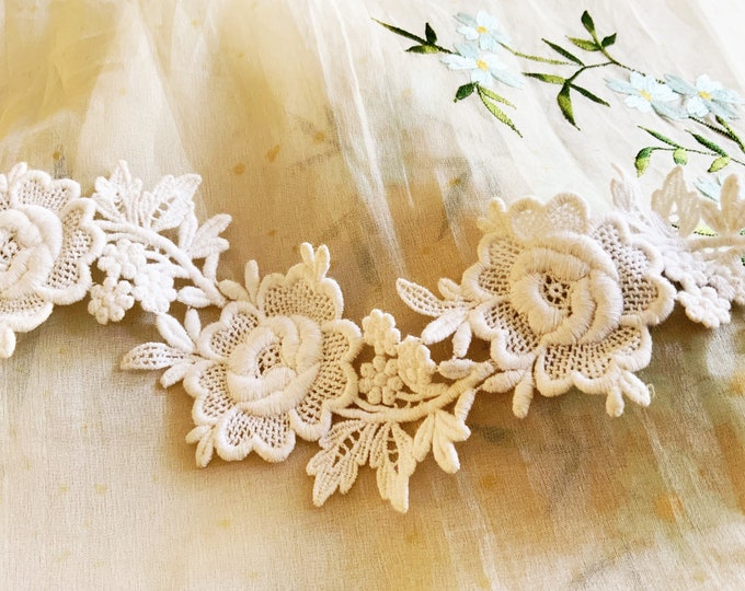Curated visual reference: Gallery Detail: Fabulous Very Dense Heavily Embroidered 3 Dimensional Roses Antique