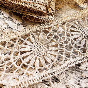 Linda renda de bilro de linho francês vintage feita à mão - Almofadas para fantasias artesanais