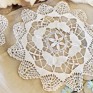 Vintage Bobbin Lace Doily
