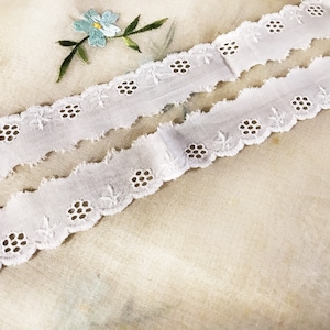 44in White Vintage Embroidery Anglaise Lace  - Eyelets  - Craft Dolls Trim