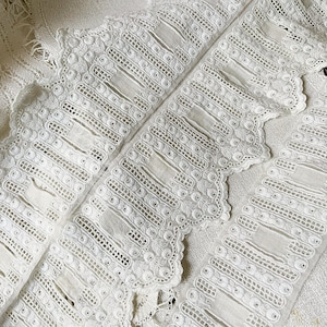Exquisite Fine Hand Embroidered Lace Trim Eyelets Ribbon Insertion ...