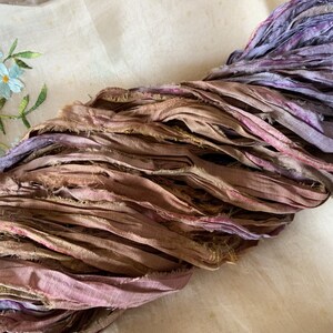 Sari Seidenband - getrocknete Rose & Lavendel - handgefärbtes Vintage Recycled Band - Handwerk Puppen Hüte Schmuck Stickerei