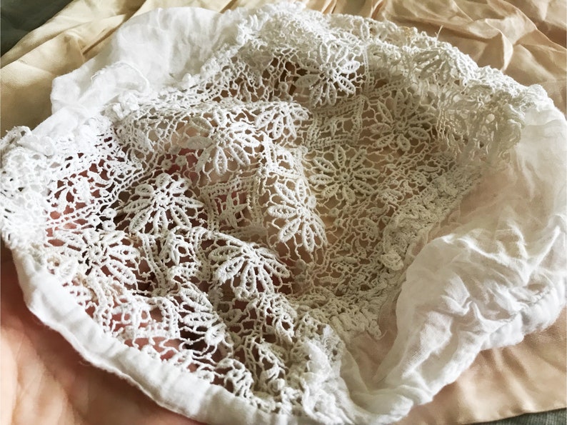 Pretty White Cotton Antique Victorian Handmade Baby\u2019s Bonnet Schiffli Lace