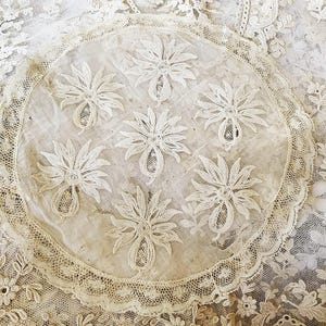 Fine Cream Vintage Tambour Lace Doily - Valenciennes Lace Trim - Organdy - Salvage Craft