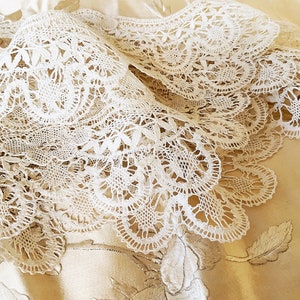 Linda renda de bilro francesa vintage feita à mão - Artesanato, fantasias, travesseiros, abajures