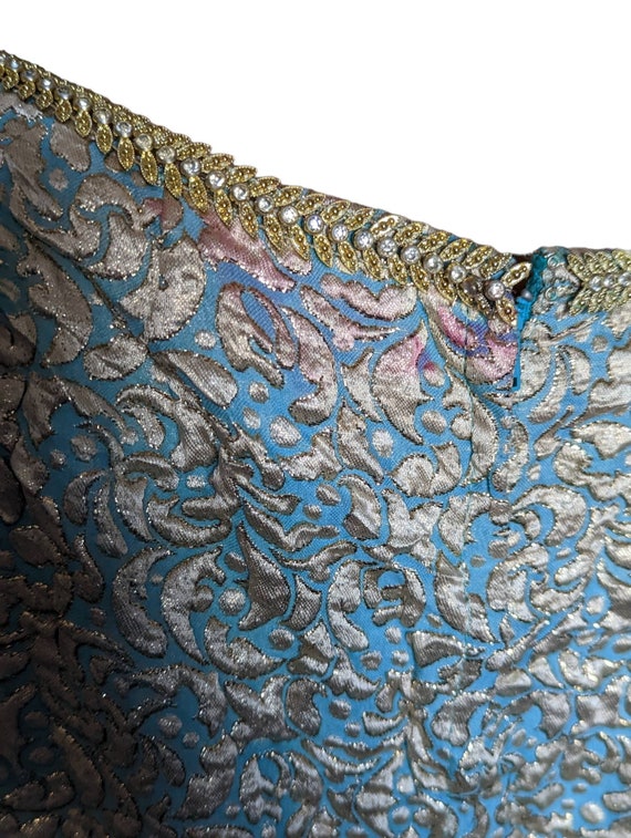 Vintage 60s Mod Blue & Gold Brocade Wide Leg Jump… - image 8