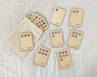 Minimal Wood 12 Numbers Flashcards