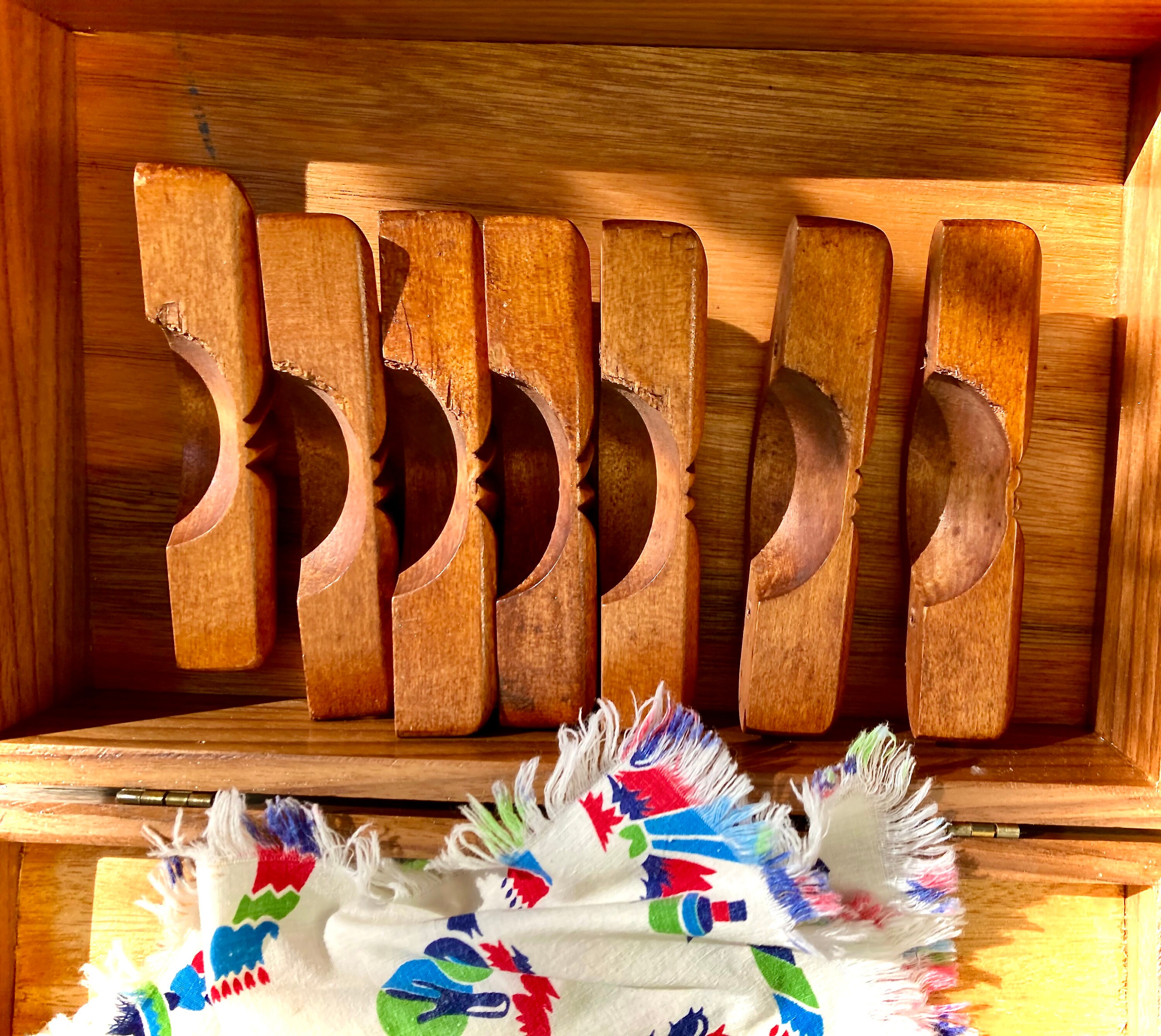 Antique Oak Drawer Pulls Carved Design Seven 7 Vintage Pulls Etsy