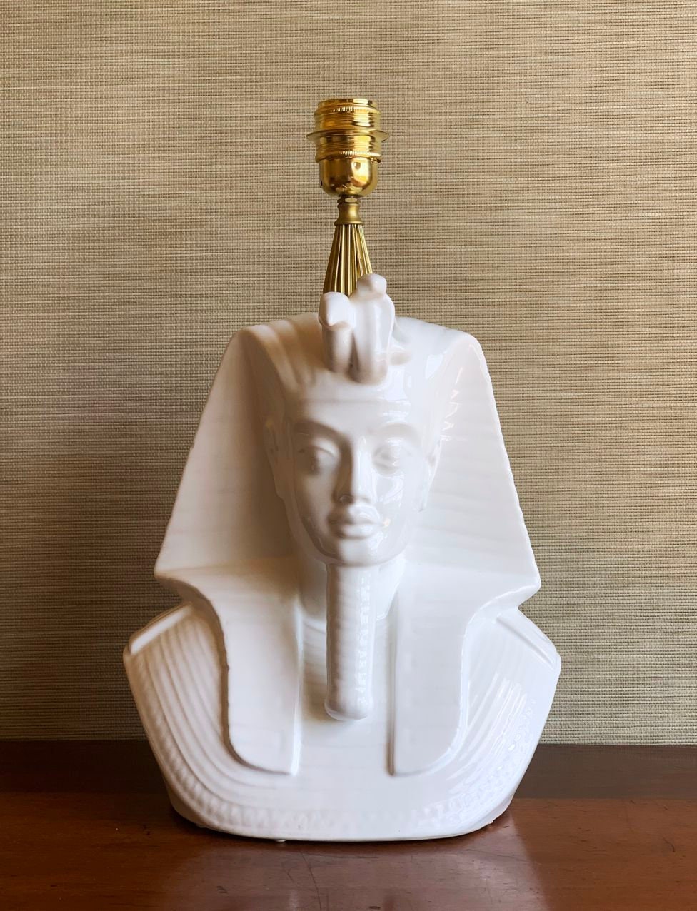 MASK OF TUTANKHAMUN - Rare Casa Pupo Ceramic lamp from Manises. White color. Mid century 50s-60s.