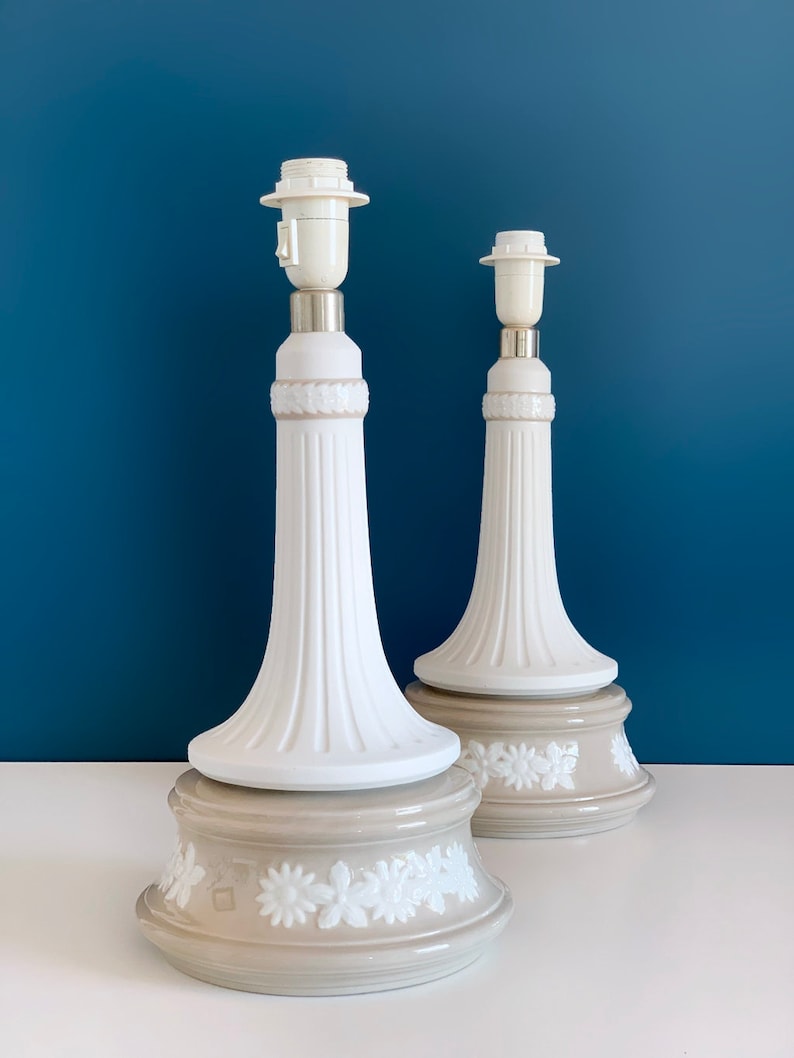 LLADRÓ Excellent Porcelain Lamps, Faro D. Minerva, Vintage 70s. White