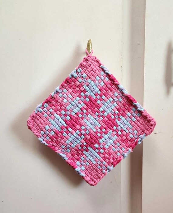 Hand Woven Potholder Cotton Loops, pink, hot pink, light blue, lavender, old fashion style Hot Pad