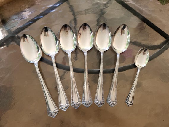 Wm. Rogers & Son AA, 1913 Fair Oak Set of 6 Tablespoons - 1