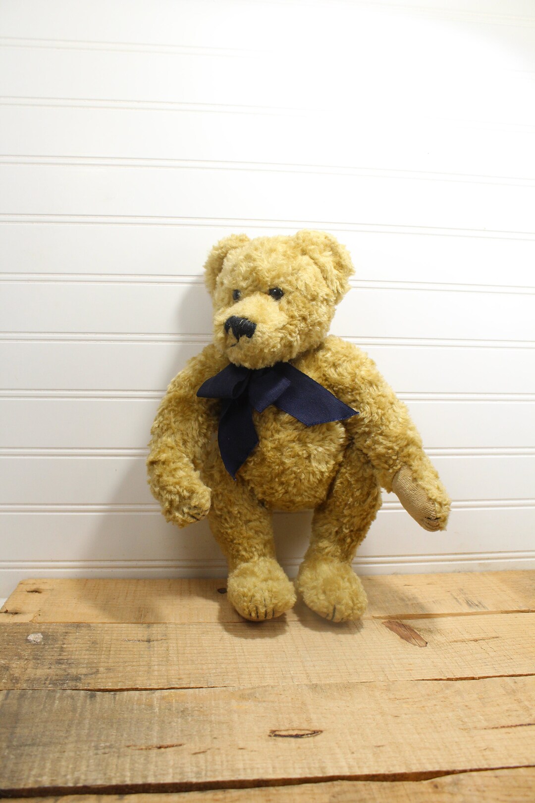 Boyds Bear Archive Series, Jointed Bear With Blue Ribbon Unnamed 1364, Squeak Shaker, Vintage1990's Item 13 Inches Tall - Etsy Boyds Bear Archive Series, Jointed Bear With Blue Ribbon Unnamed 1364, Squeak Shaker, Vintage1990's Item 13 Inches Tall - Etsy