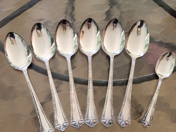 Wm. Rogers & Son AA, 1913 Fair Oak Set of 6 Tablespoons - 1