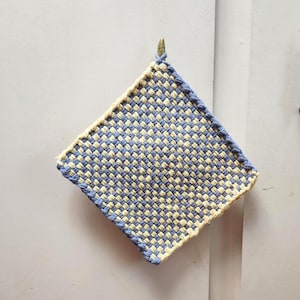 Hand Woven Cotton Potholder, Hydrangea, Daffodil, old fashion style Hot Pad