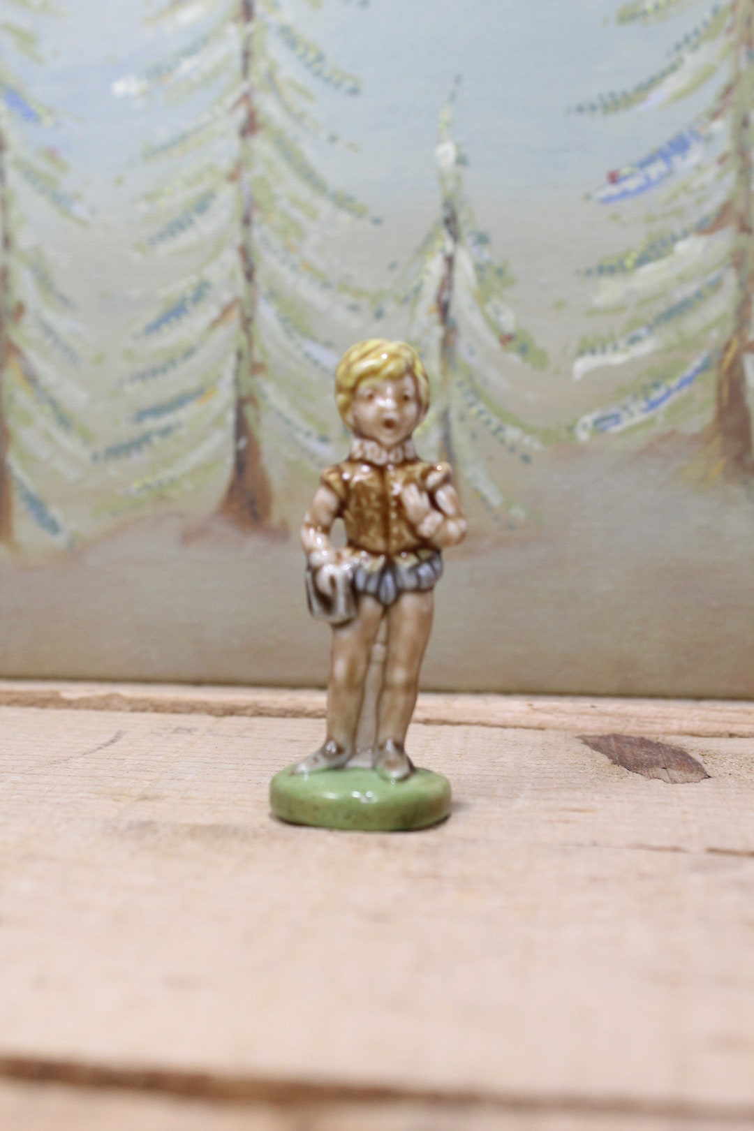 Wade England, Nursery Rhyme Figurine, Large Tommy Tucker 1970's Series