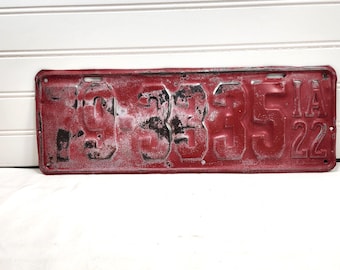 Iowa 1922 License plate, metal raised letters, painted as found