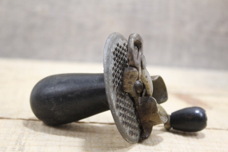 Primitive Nutmeg Grinder Antique Spice Grinder Farmhouse Old Etsy