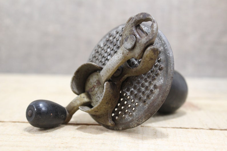 Primitive Nutmeg Grinder Antique Spice Grinder Farmhouse Old Etsy