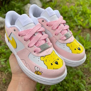Custom Winnie The Pooh AF1, Girl Shoes, Toddler Birthday Gift, Custom Birthday Gift, Custom Nikes, Personalized Gifts, Pooh Bear Shoes