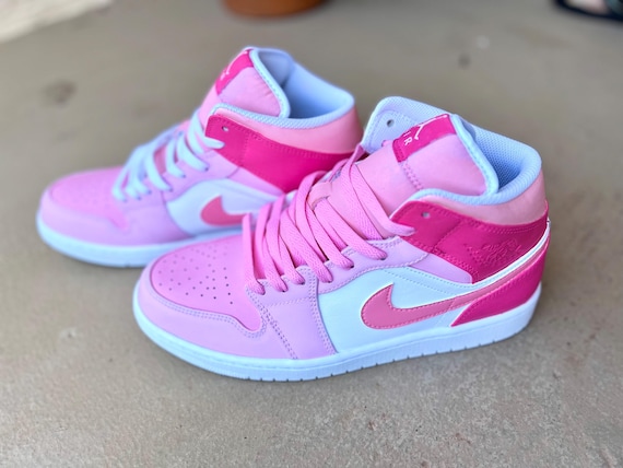 air jordan ones digital pink