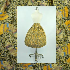 50s Circle Skirt Novelty Print Egyptian Nefertiti S image 2