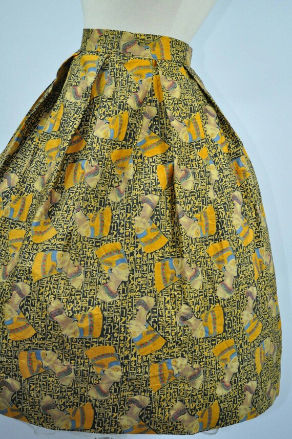 50s Circle Skirt Novelty Print Egyptian Nefertiti… - image 4
