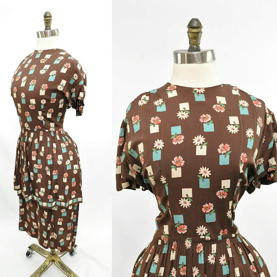 Vintage 1940s Peplum Dress Brown Floral Print Smal
