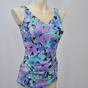1970s Watercolor Painterly Pastel Purple Floral Skirted Bathing Suit Swimsuit Size Small