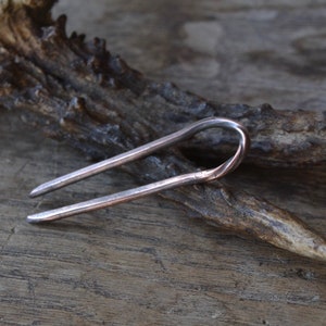 Épingle à cheveux en cuivre, fourchette à cheveux, épingle à cheveux torsadée, épingle à cheveux viking, épingle à cheveux en cuivre, fourchette à cheveux en cuivre, épingle à cheveux en torc, bâton à cheveux, bâton à cheveux en cuivre, viking