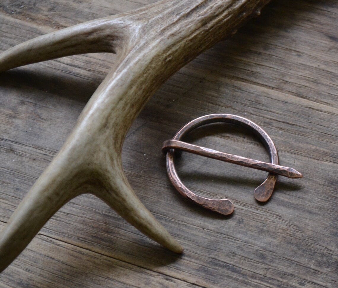 penannular shawl pin