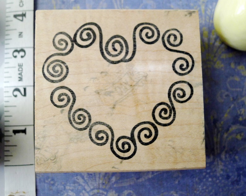Swirly Curlie Cues Heart Craft Stamp, Heart Wreath Made of Curly Cues by JudiKins CRB & JJW USA 2016H image 2