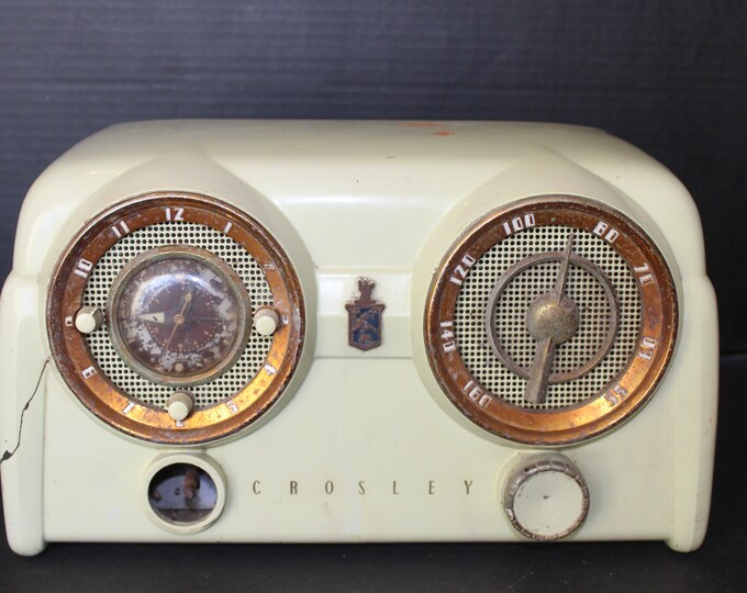 1950s Crosley D 25 CE Radio Tubes Light up Just Hums / Cracked Case