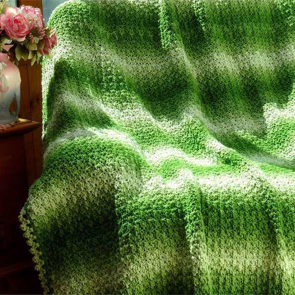 Beautiful  Crochet Granny's Ombre Blanket / Afghan PDF Pattern