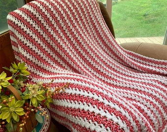 Descarga del patrón de manta navideña a crochet con rayas de menta