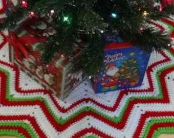 Crochet Happy Holidays Christmas Tree Skirt Pattern PDF