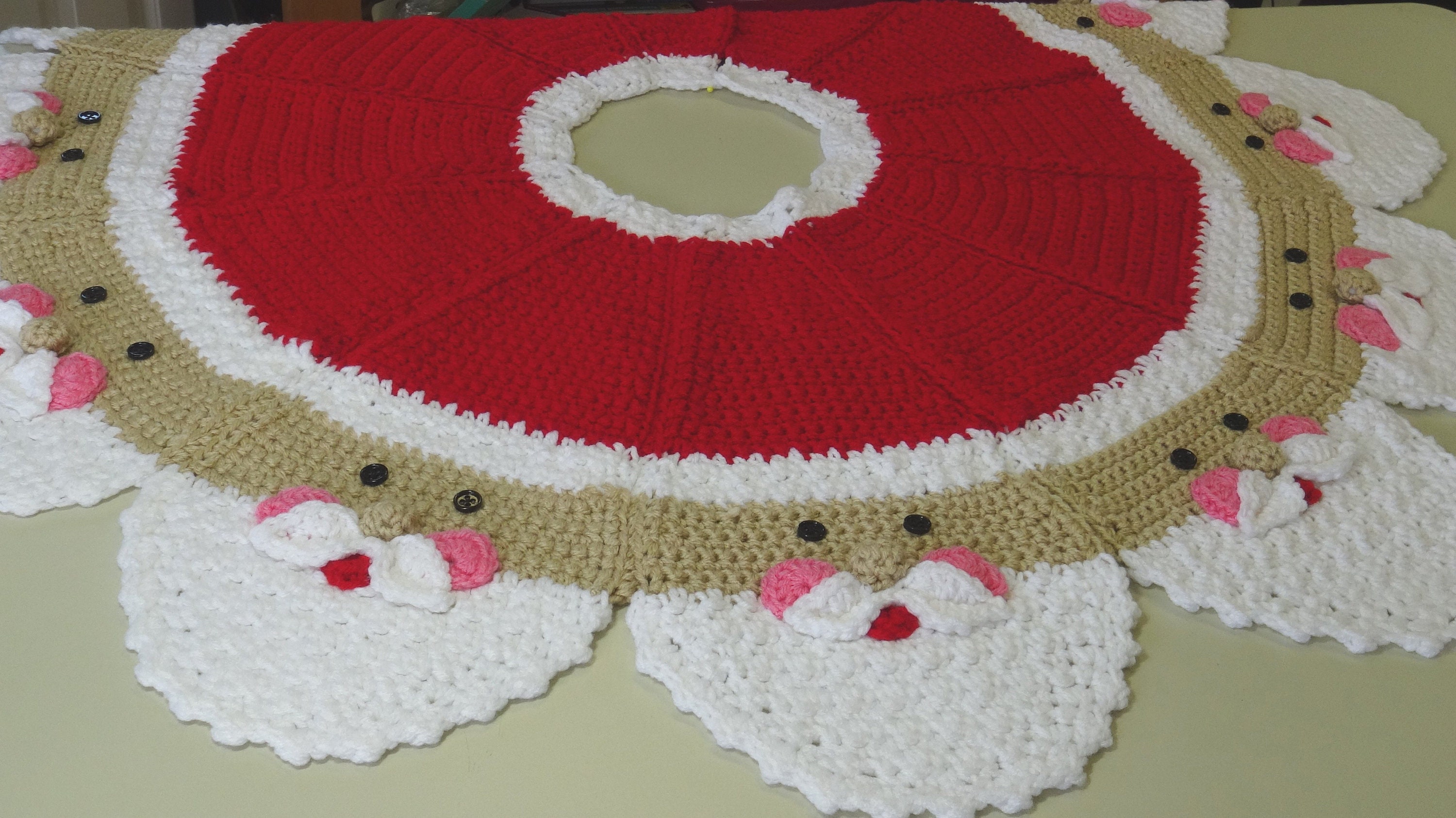 Santa Tree Skirt 