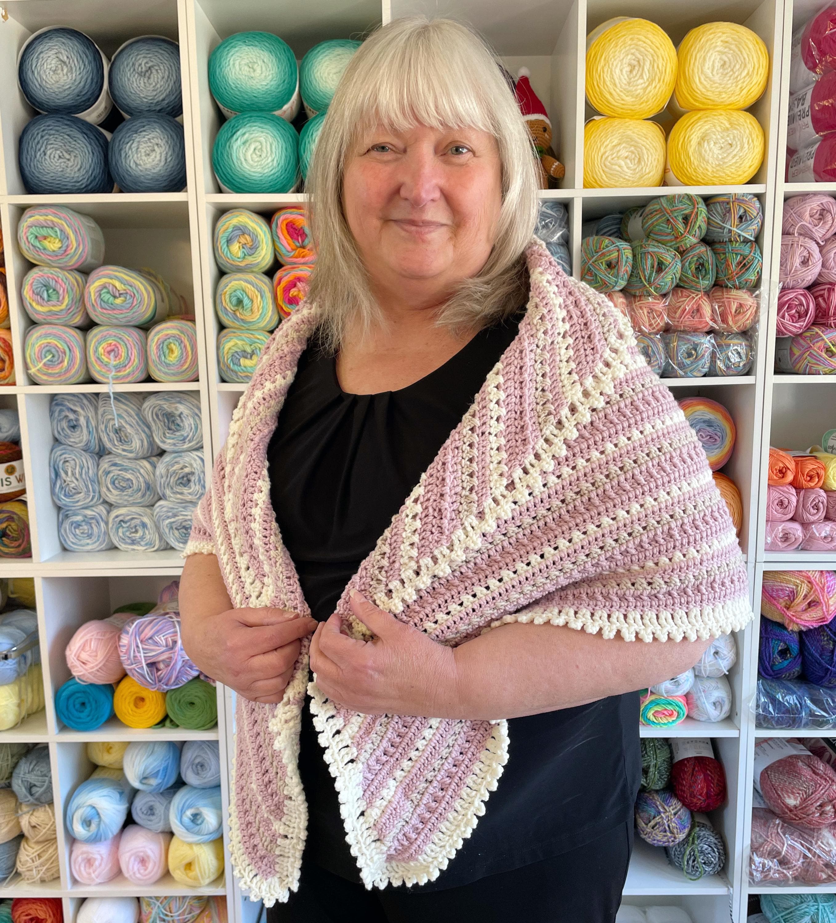 shawl with head hole