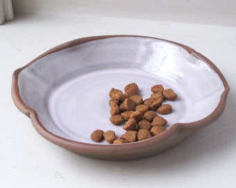 Handmade Cat Bowl, Whisker Fatigue Design
