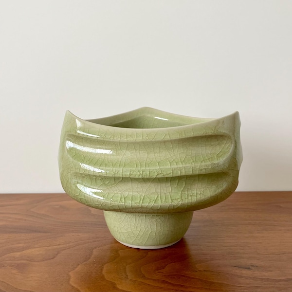 Modernist Mid Century Japanese Ikebana Pottery Footed Bowl with Green Crackle Glaze