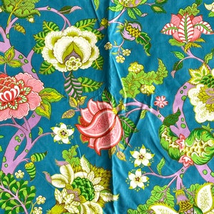 Vintage 1960's Bloomcraft Chambord Selection Mod Floral Fabric 5.5 yards image 7
