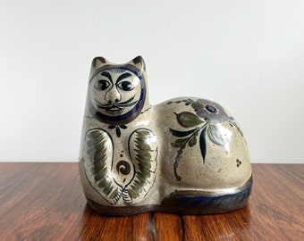 Jorge Wilmot Folk Art Pottery Cat from Tonala Mexico - 6.5" Tall