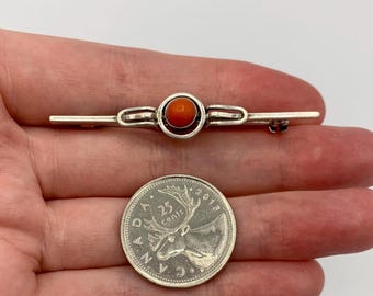 VINTAGE Sterling Silver and Natural Coral Brooch - Art Deco - Stamped 925 - Incomplete Clasp - FREE SHIPPING