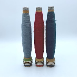 WAUDS Vintage Industrial Wooden Weaving Spindles with Thread - 3 Wooden Spools - Not used - Red Blue & Grey - Vintage Decor - FREE SHIPPING