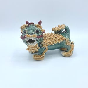 Ceramic Foo Dog Dragon: Good Fortune Feng Shui Decor (3.5x5x3 inches) Excellent Condition - FREE Shipping