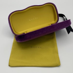 GUCCI Authentic Purple Velvet Hard Shell Glasses Case  display picture 2
