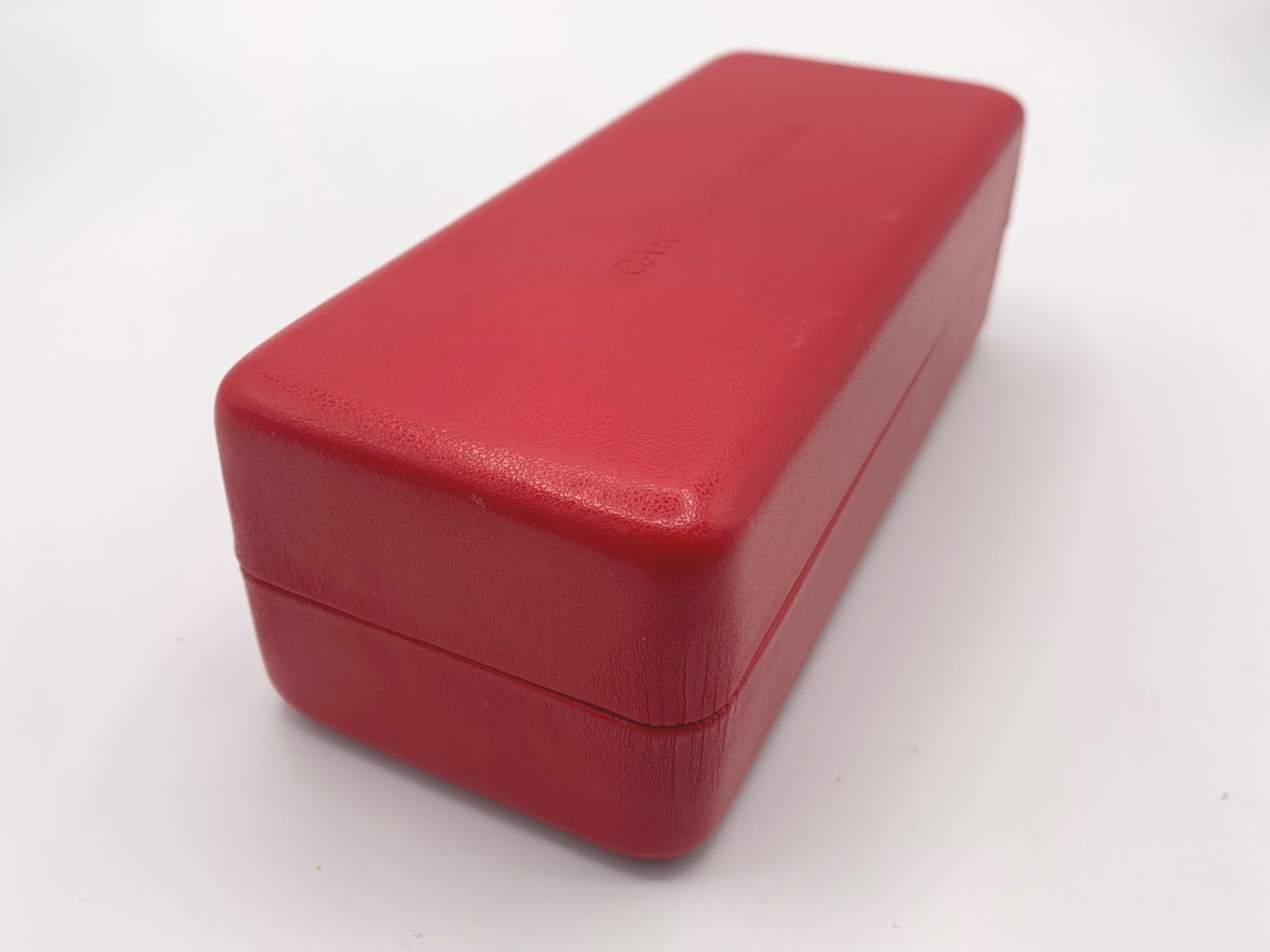 Carolina Herrera Red Velvet Logo Eyeglasses Case With Logo Wipe Never Used Editors | Sunglasses Case chiribitas - CH Carolina Herrera  main image 4